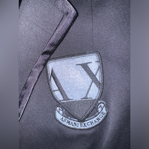 Armani Exchange Academia Collegiate School Crest Patch 3/4 Sleeve Blazer Jacket - Picture 3 of 13